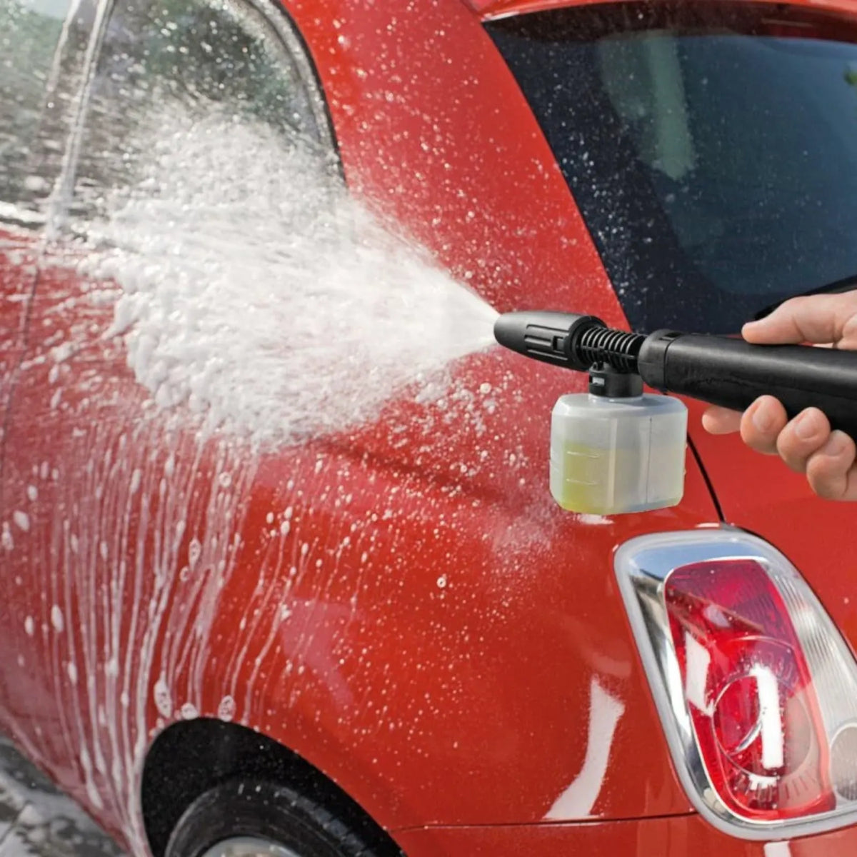 Hidrolavadora Karcher K2 Basic Car Kit Negra - imagen 3